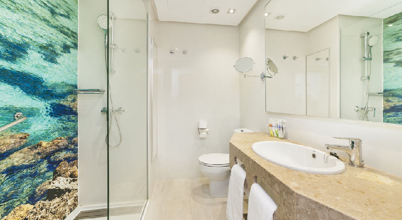 Pionero Hotel - Santa Ponsa Bathroom