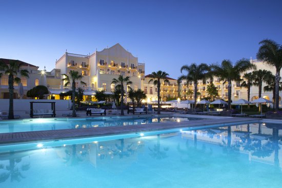 The Lake Resort 1
